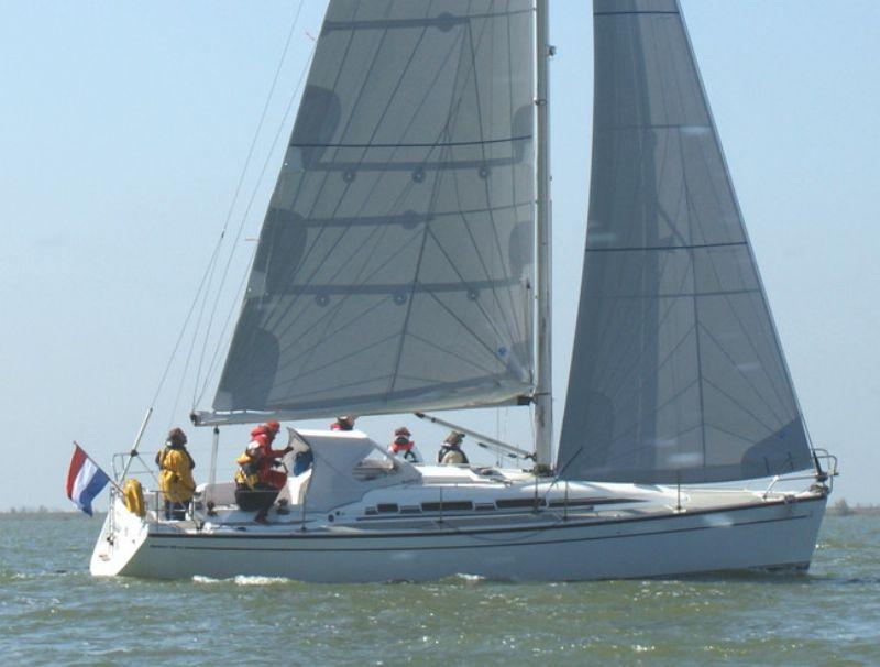 2_waterland_yacht_charter_zeilen-in-monnickendam